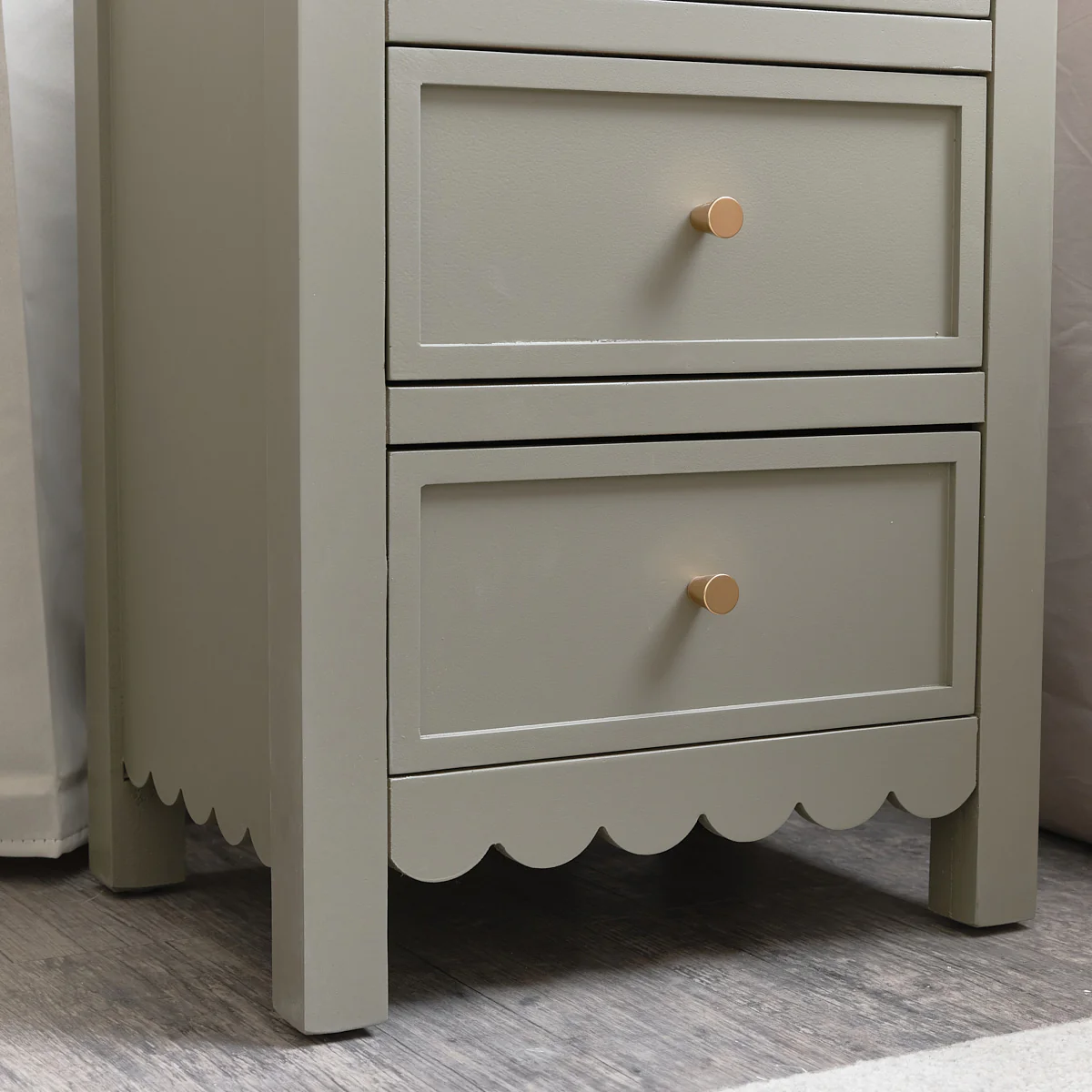 3 Drawer Scalloped Bedside Table - Staunton Taupe Range - Image 4