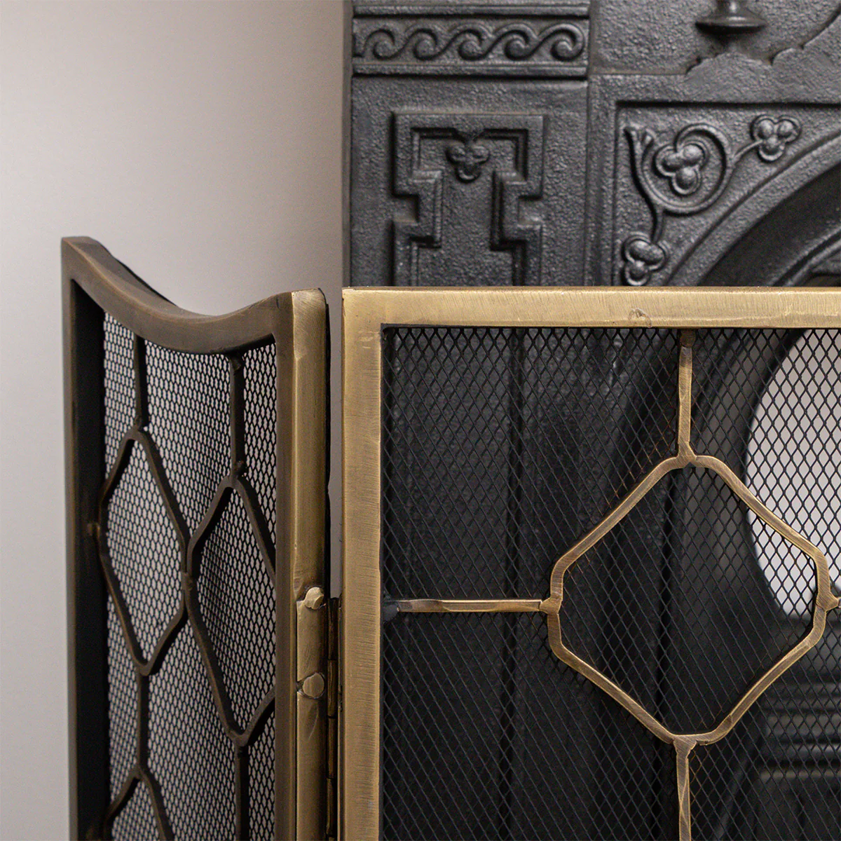 Antique Gold Geometric Detailed Metal Fire Screen - 106cm x 62.5cm - Image 3