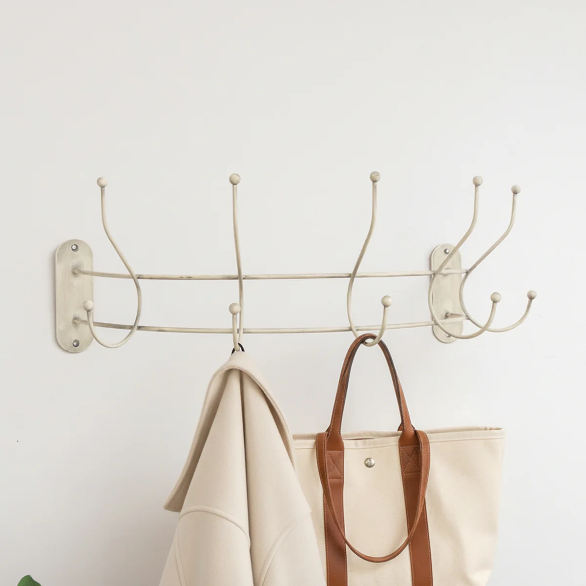 Antique Ivory Curved Coat Hanger Rail with 5 Storage Hooks - 60cm