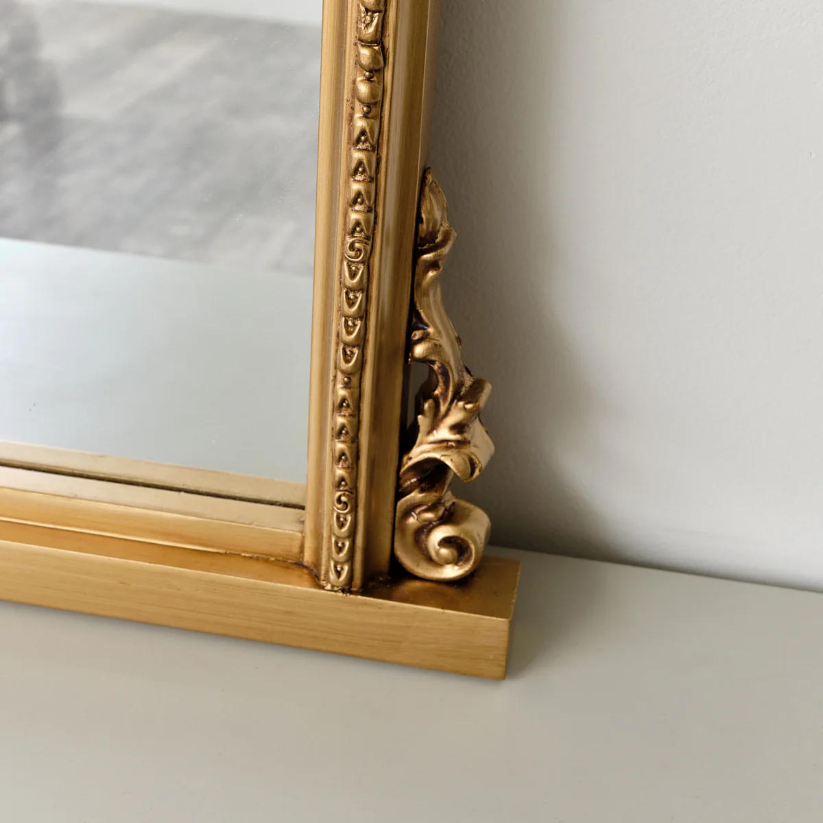 Antique Gold Ornate Arch Overmantle Mirror 88cm x 100cm - Image 4