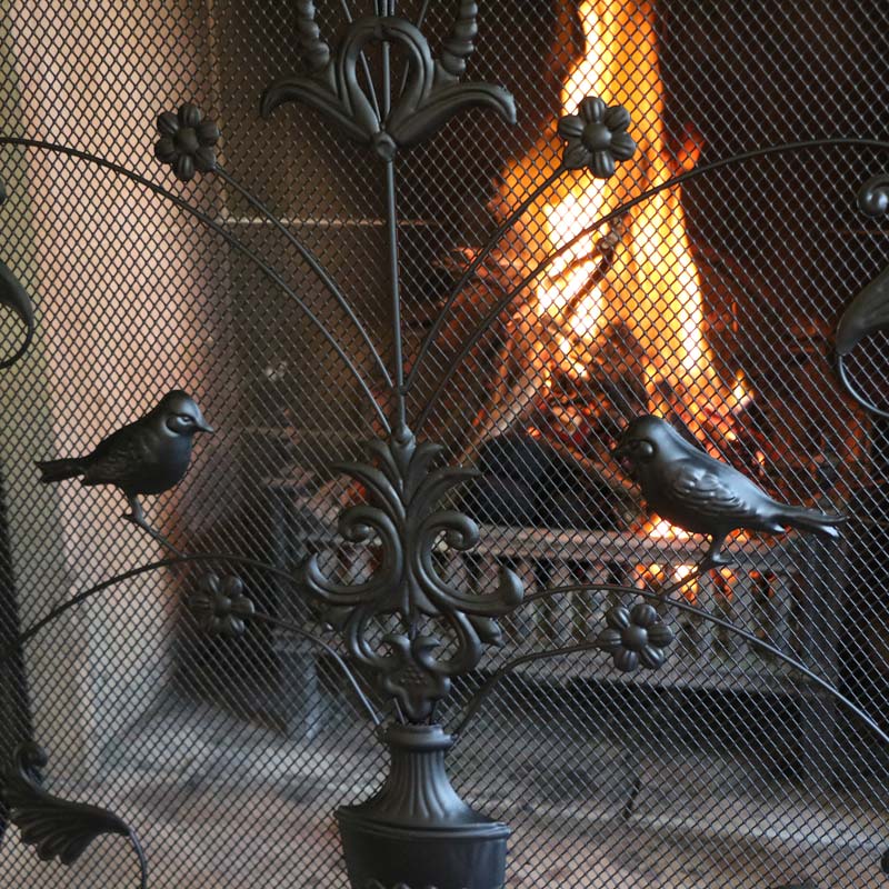 Black Metal Bird & Vine Fire Screen - Image 4