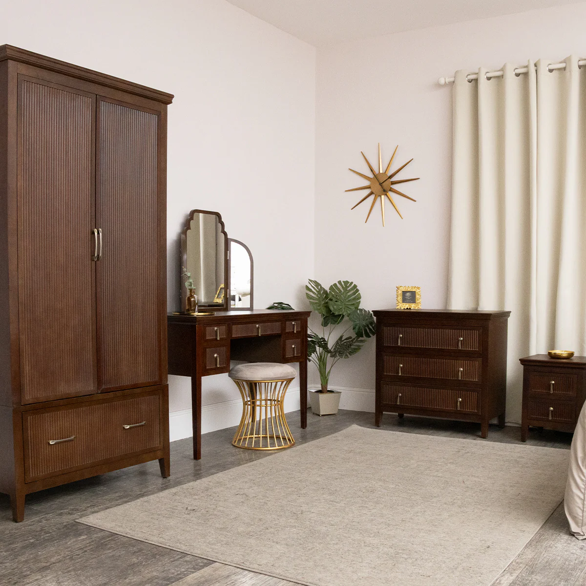 Dark Wood Reeded Wardrobe, Dressing Table, Mirror Set, Chest of 3 Drawers & Pair of Bedside Tables - Georgian Range - Image 10