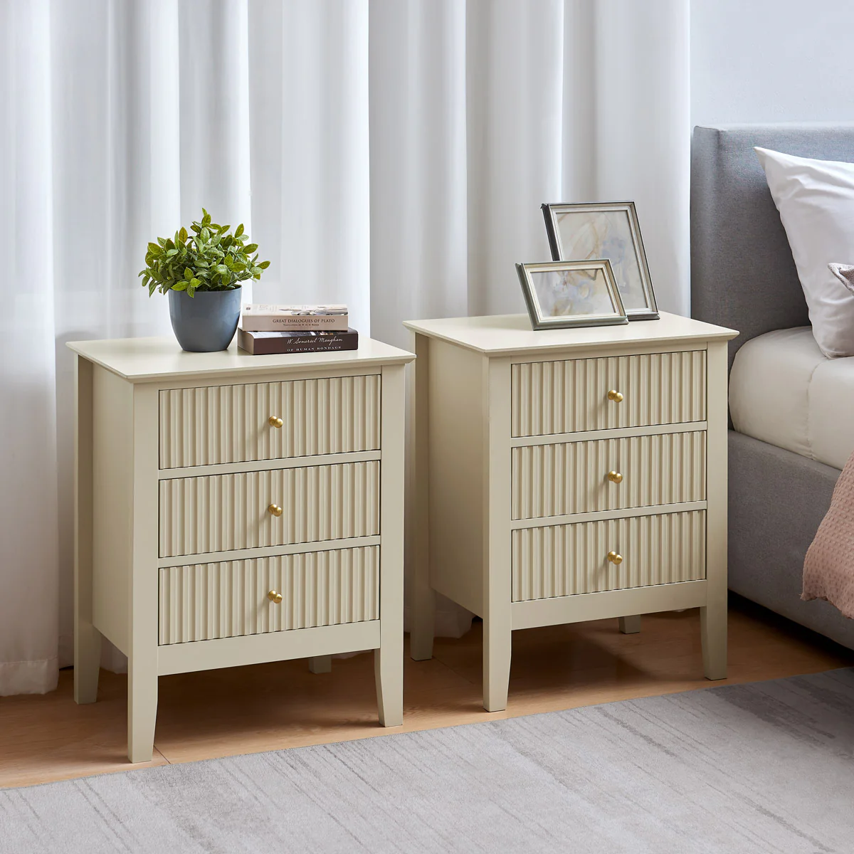 Double Wardrobe, Chest of Drawers & Pair of Bedside Tables - Hales Taupe Range - Image 4