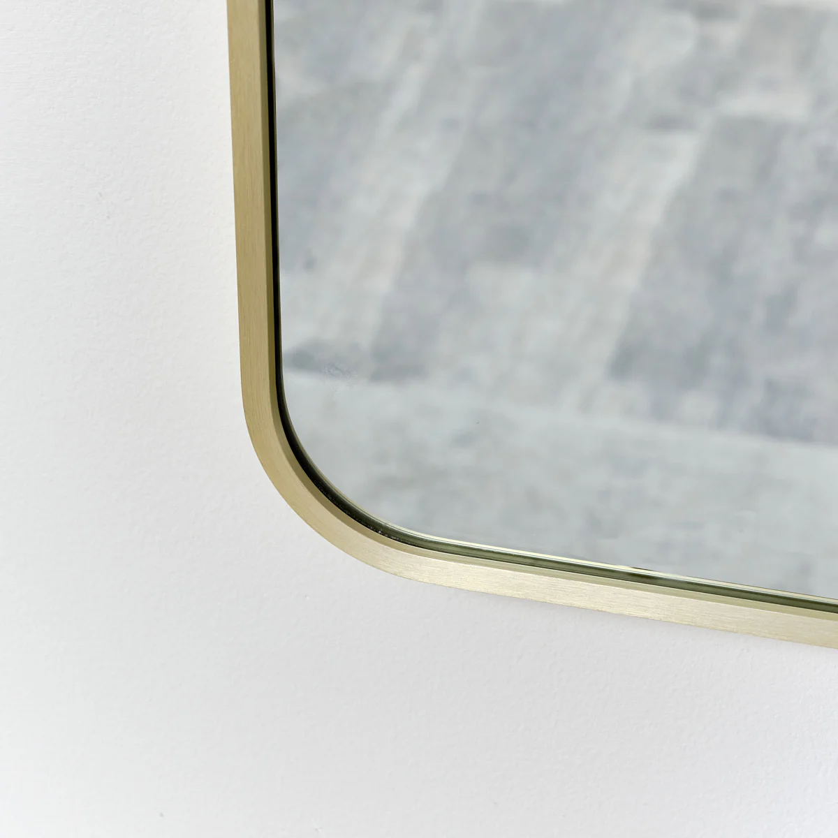 Gold Curved Framed Wall Mirror 70cm x 50cm - Image 5