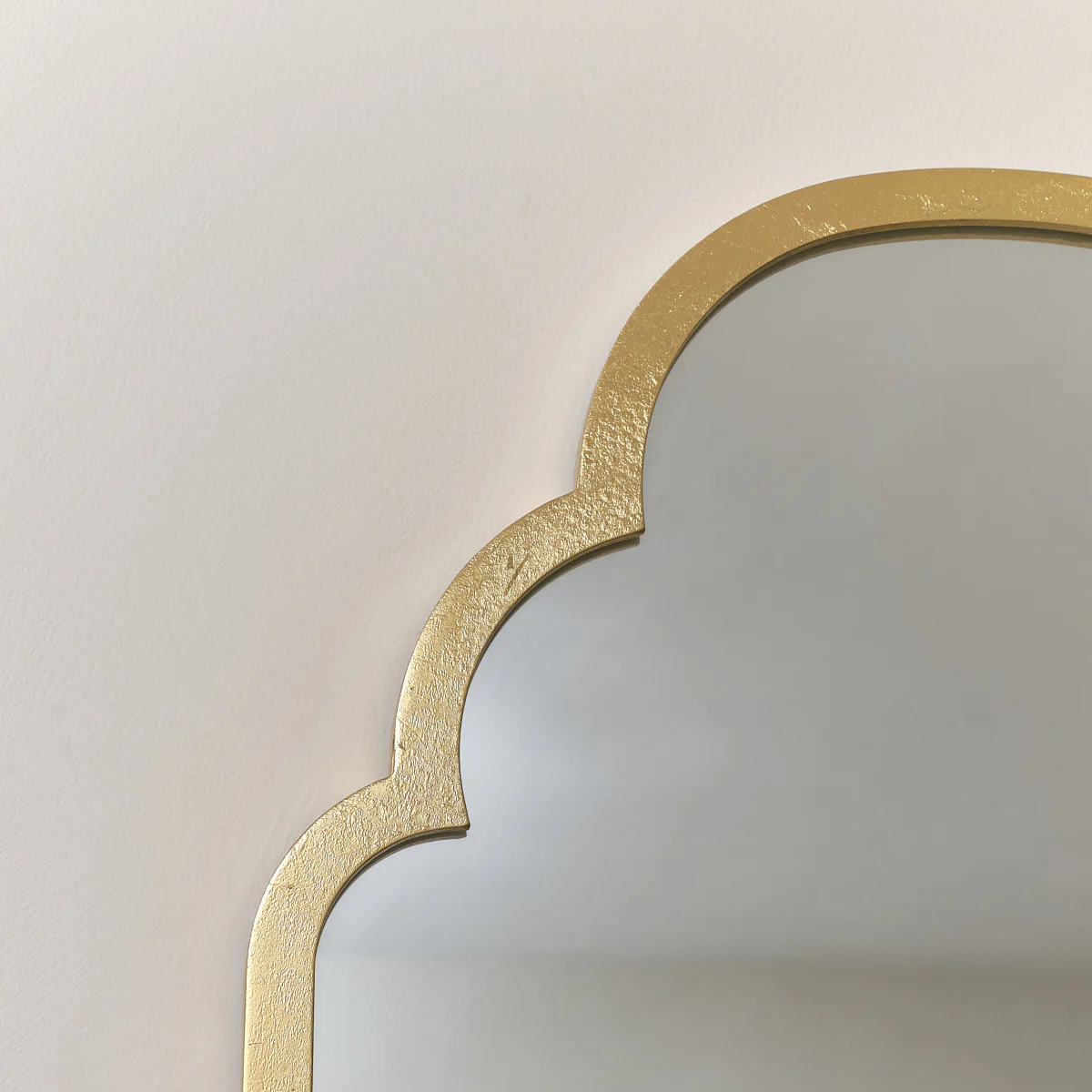 Gold Foiled Curved Scalloped Framed Wall Mirror 50cm x 100cm - Image 3