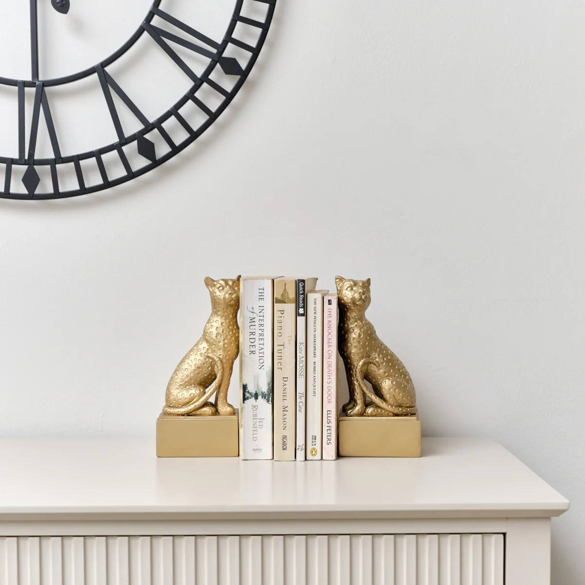 Gold Sitting Leopard Bookends - 20cm - Image 6