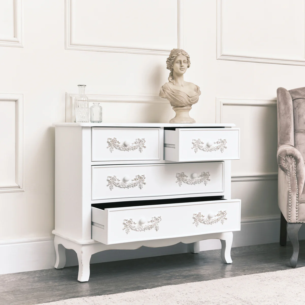 Antique White 4 Drawer Chest of Drawers - Pays Blanc Range - Image 6