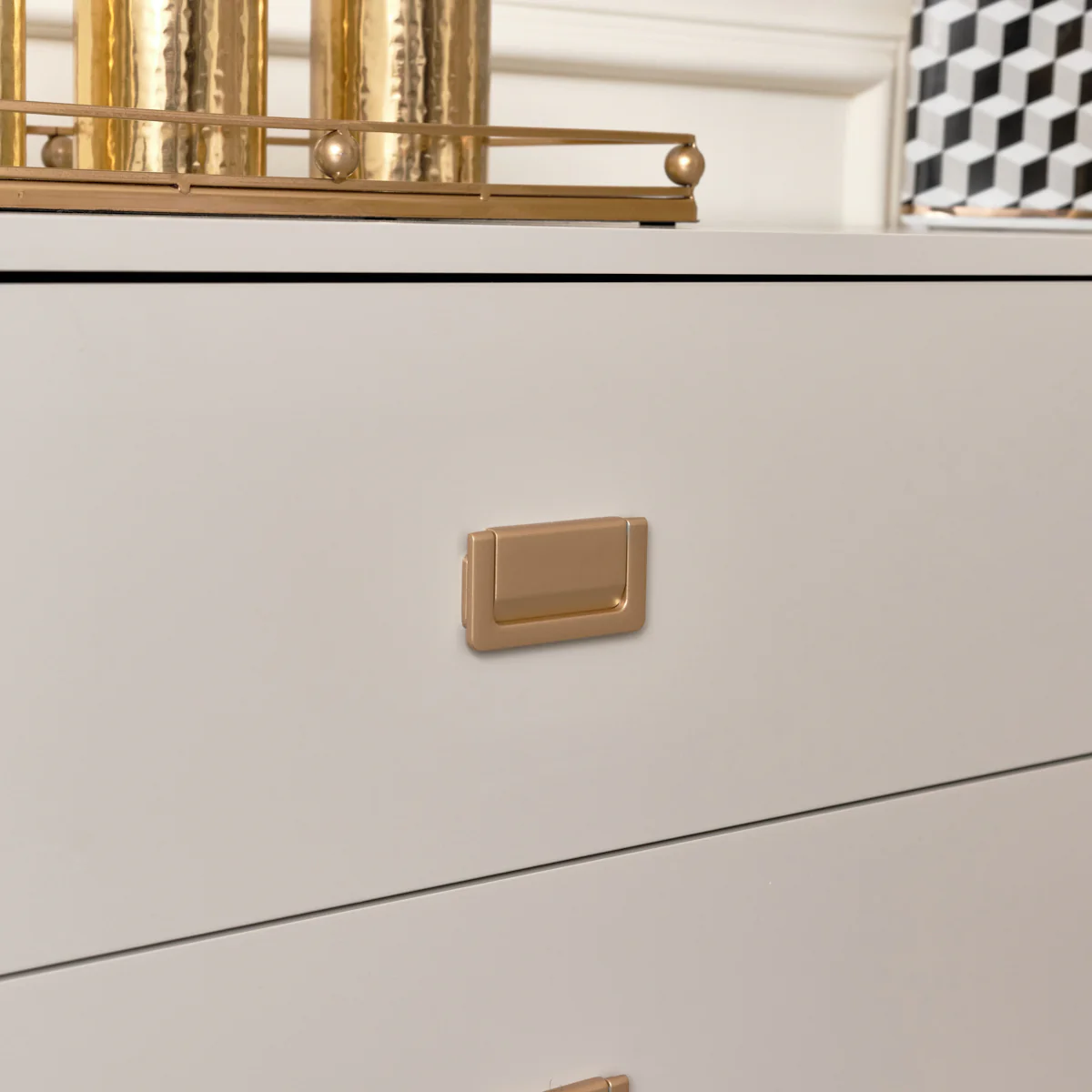 Large 3 Drawer Chest of Drawers - Elle Stone Range - Image 3