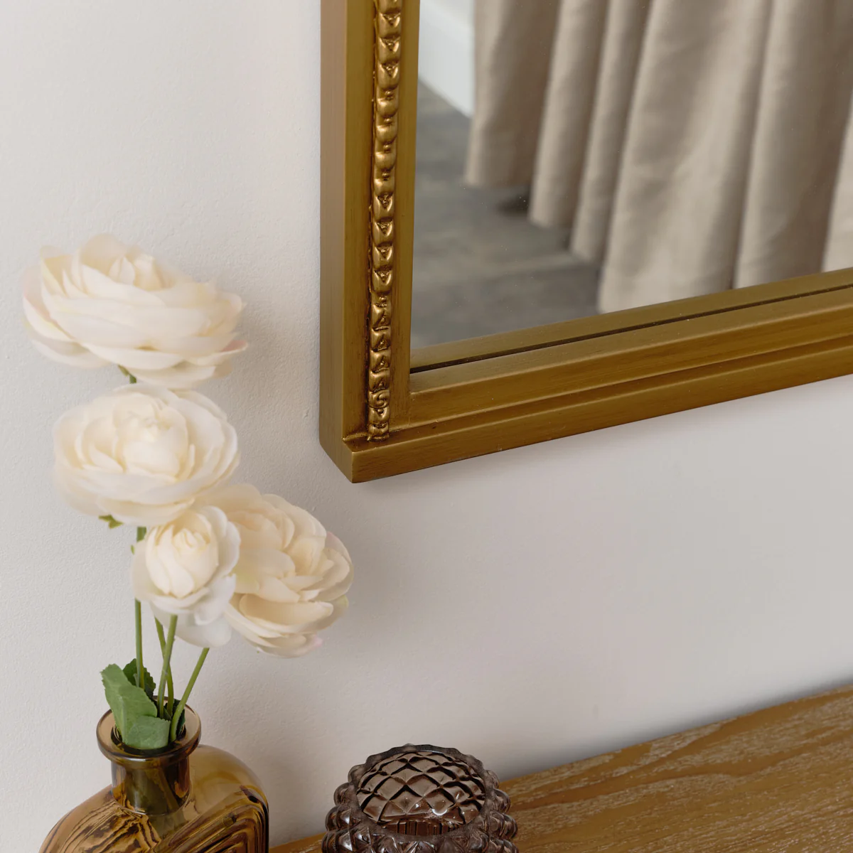 Large Arched Ornate Edge Gold Mirror 80cm x 50cm - Image 4