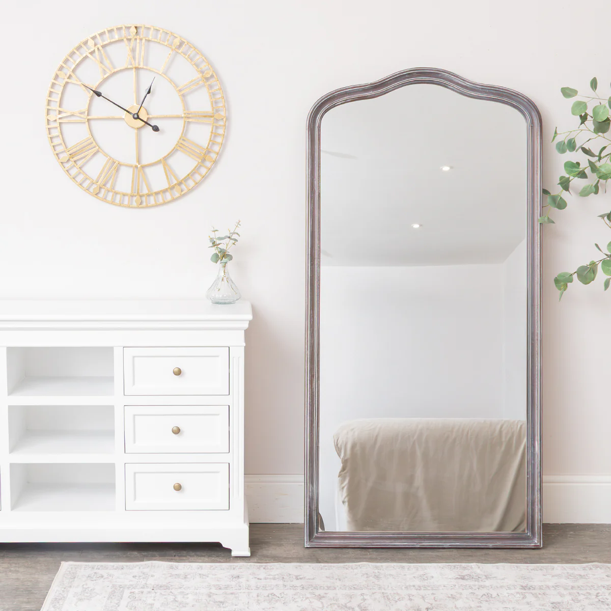 Large Arched Washed Wooden Framed Leaner Mirror - 78cm x 158cm - Image 5