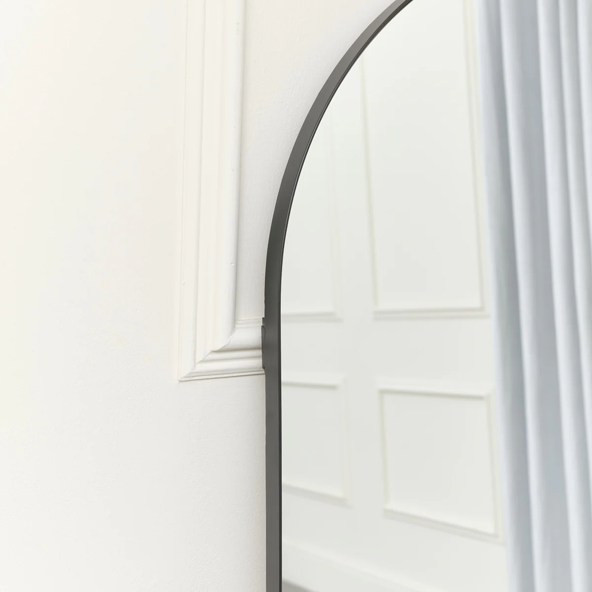 Large Black Arched Leaner Mirror 150cm x 60cm - Image 3