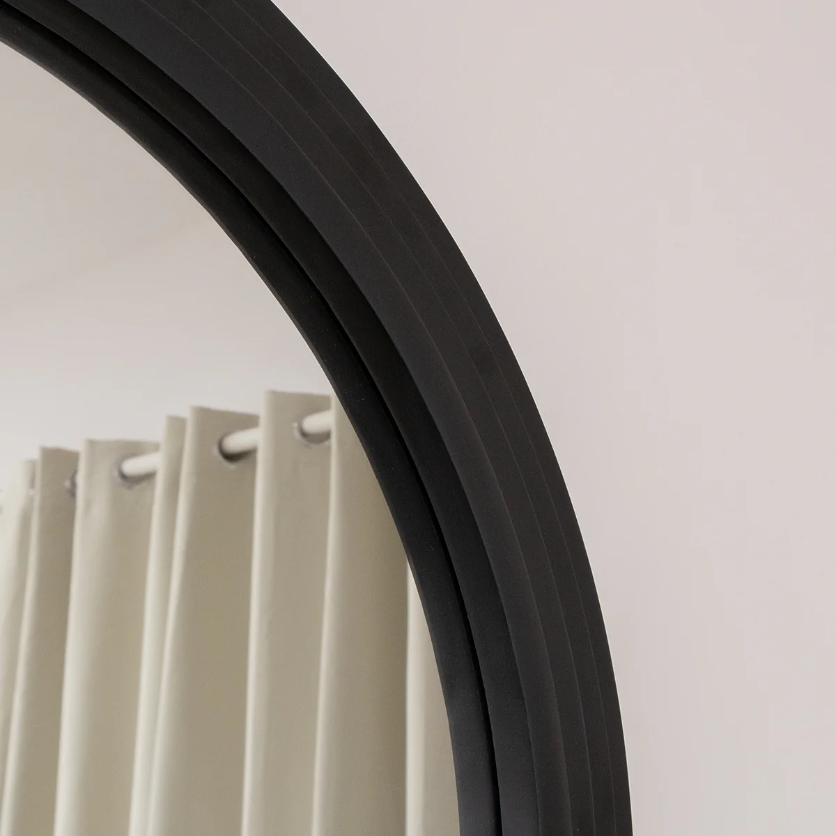 Large Black Arched Wall Mirror - 90cm x 75cm - Image 3