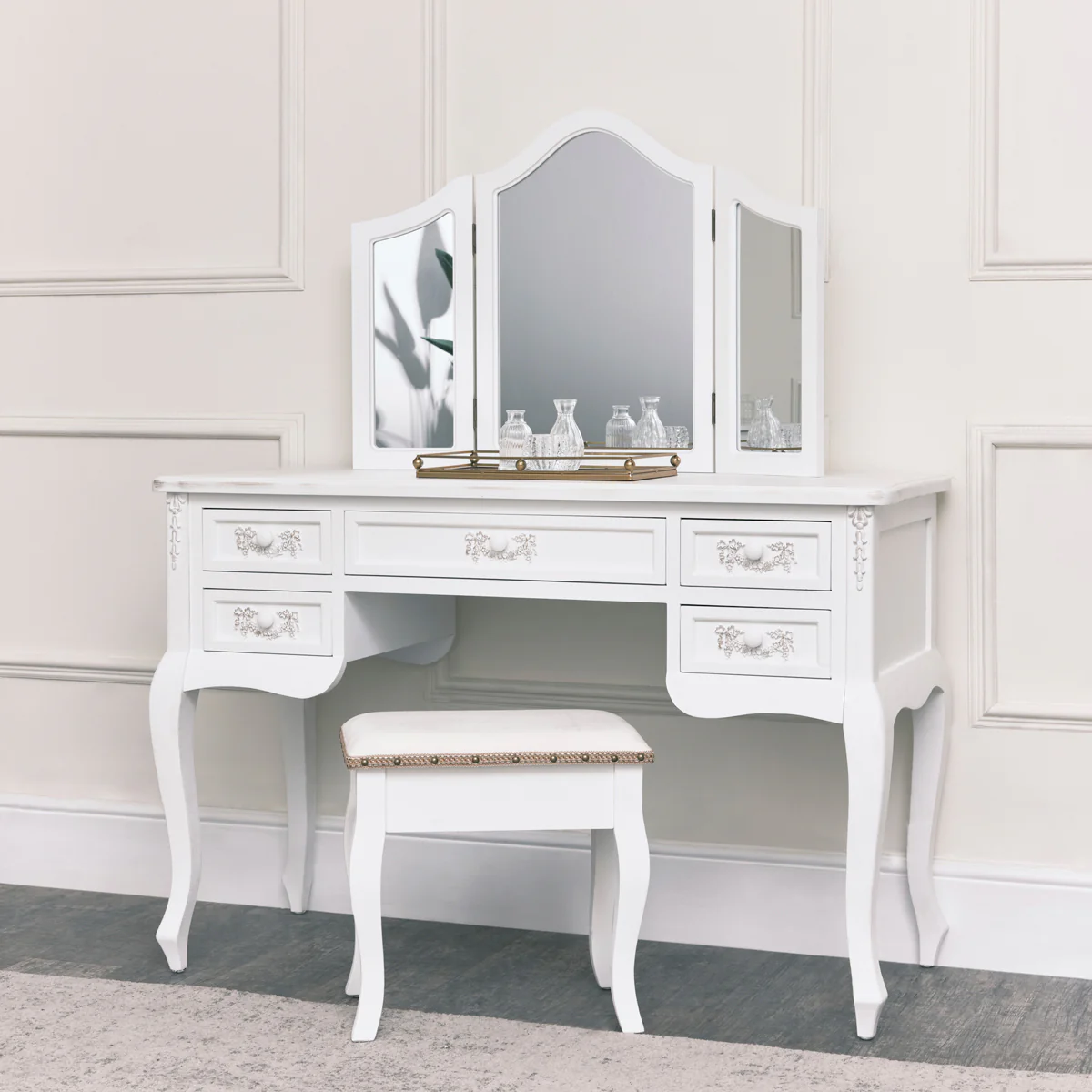 Large Double Wardrobe, Dressing Table Set, Chest of Drawers & Pair of 3 Drawer Bedside Tables - Pays Blanc Range - Image 5
