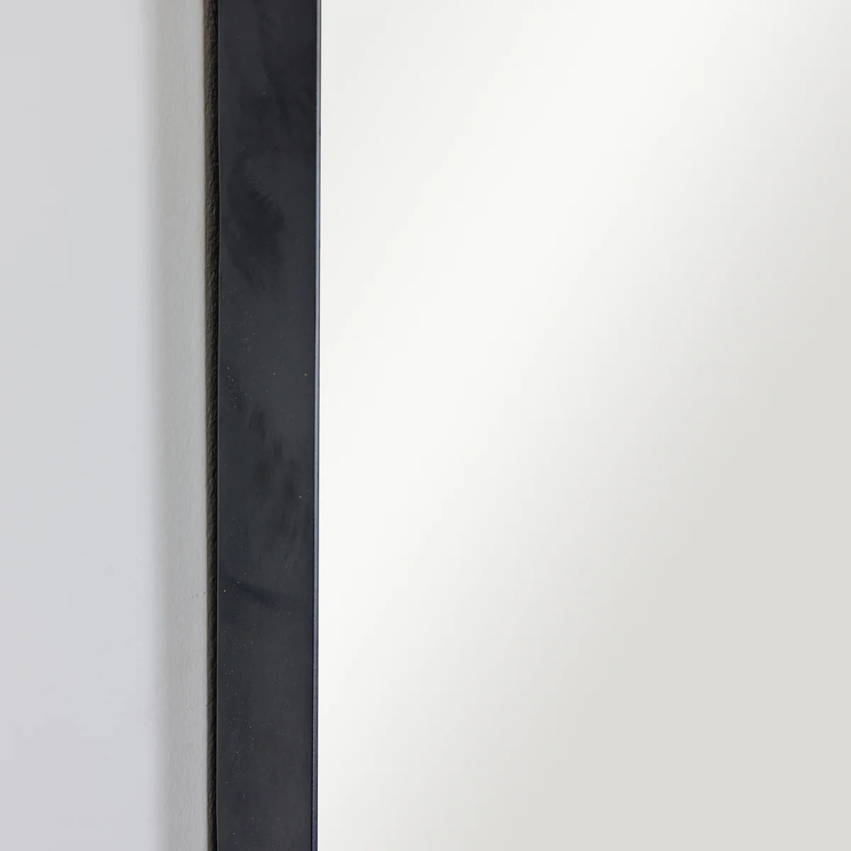 Large Framed Black Arched Mirror 100cm x 60cm - Image 2