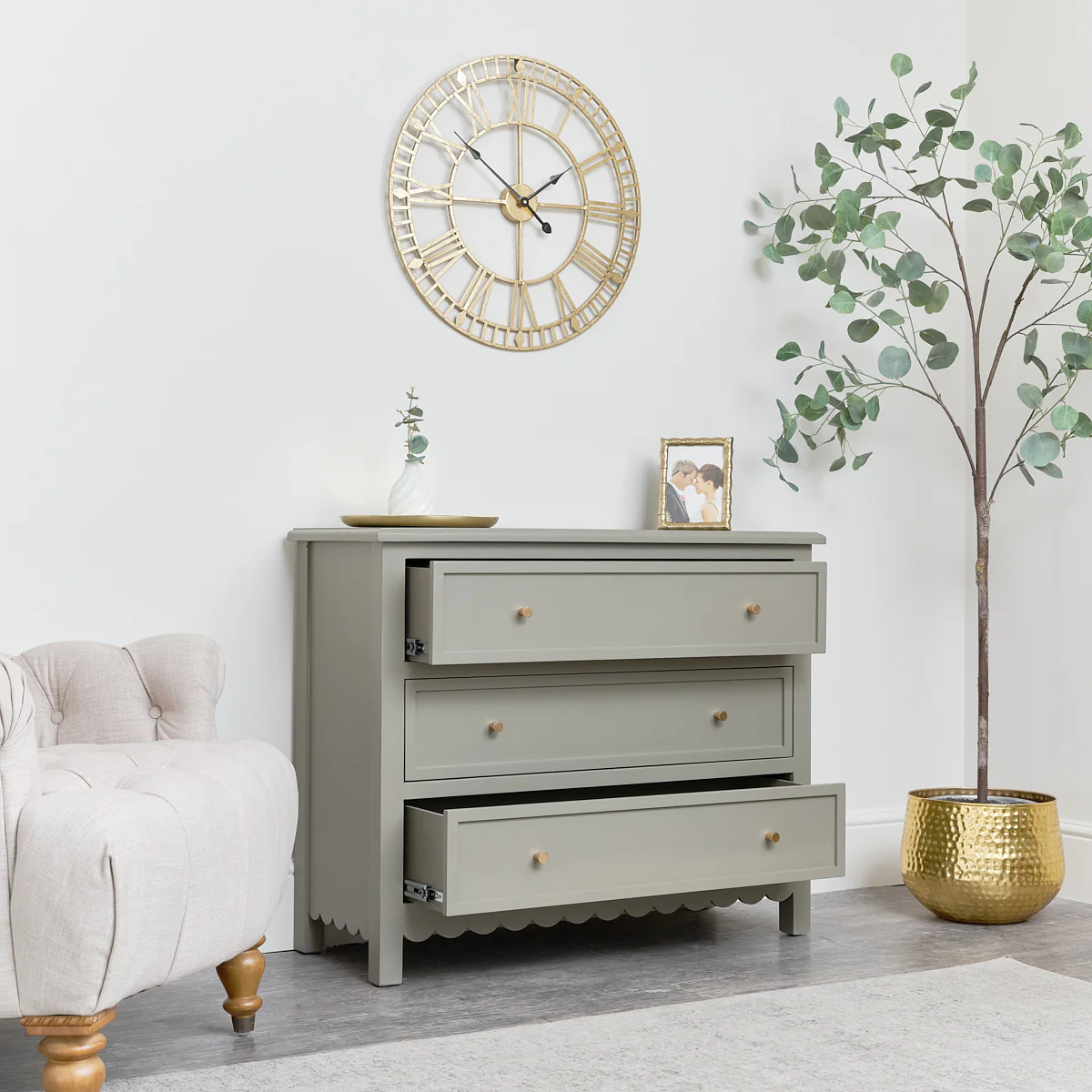 Large Scalloped 3 Drawer Chest of Drawers - Staunton Taupe Range - Damaged Seconds - Image 7