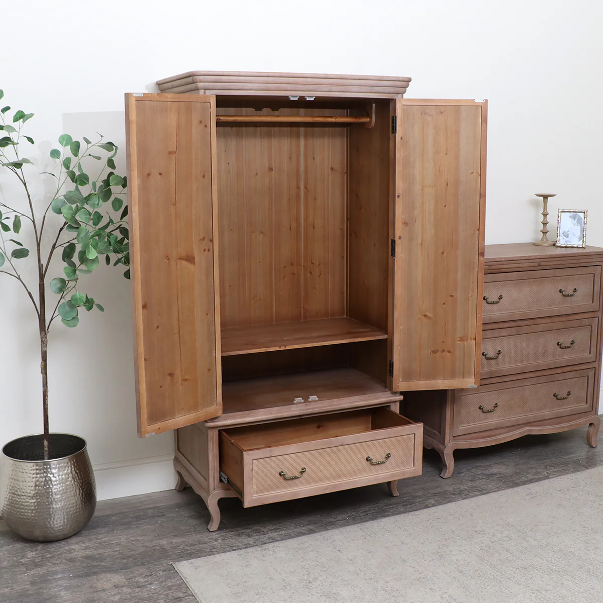 Large Solid Wood Wardrobe - Hessian Range - Image 3