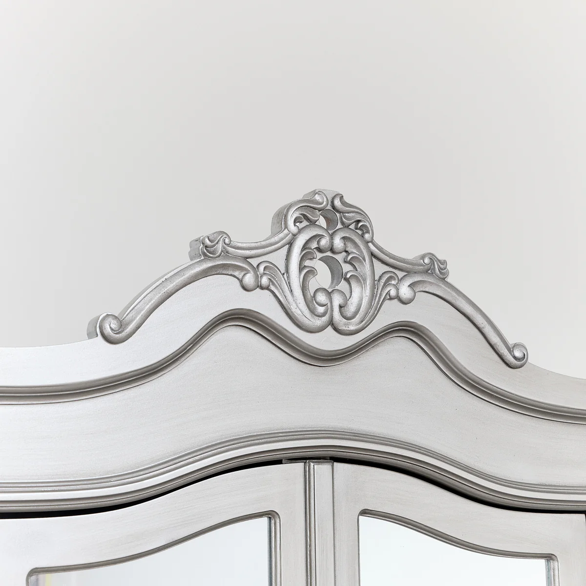 Mirrored Closet - Tiffany Range - Image 5