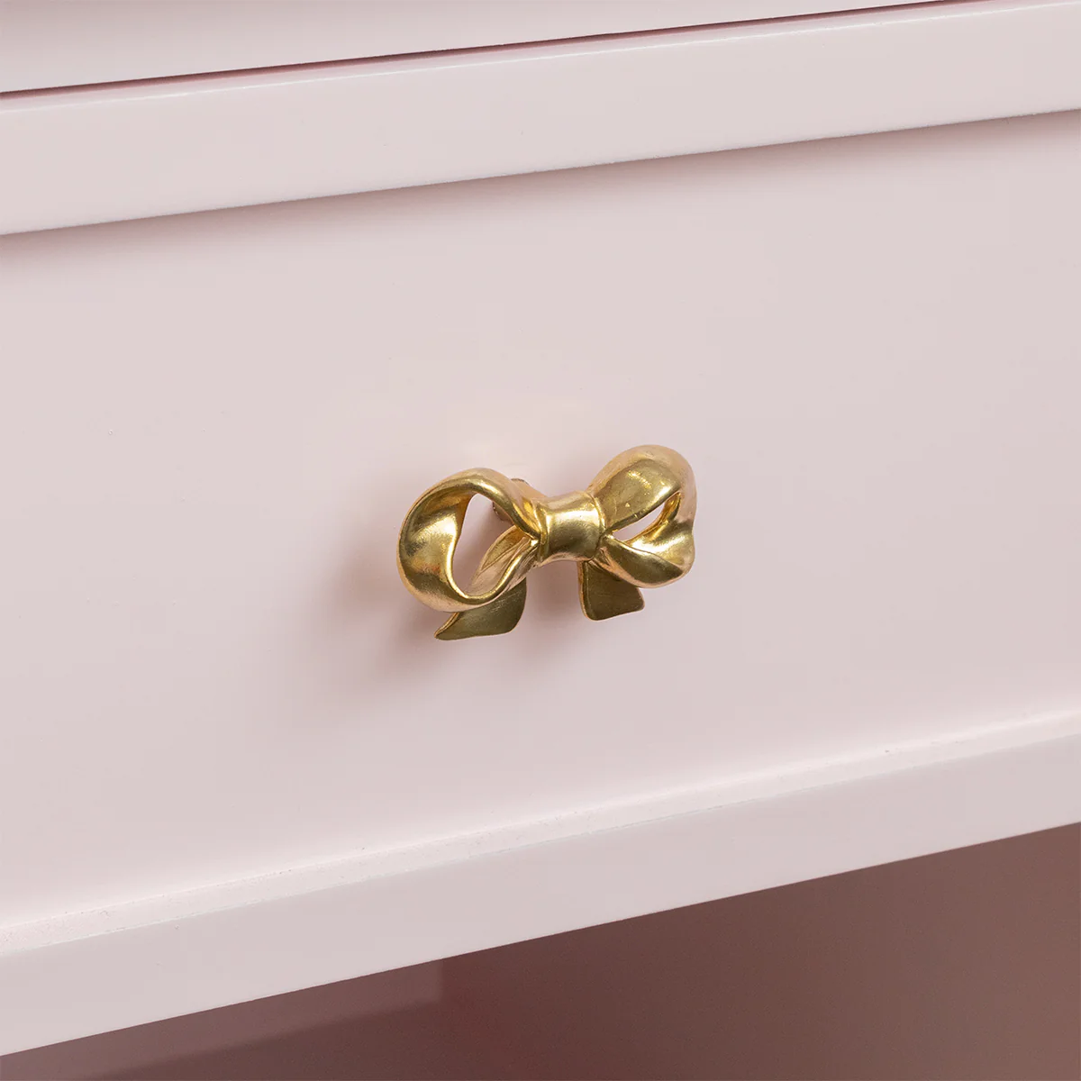 One Drawer Scalloped Bedside Table - Staunton Pink Range - Image 4