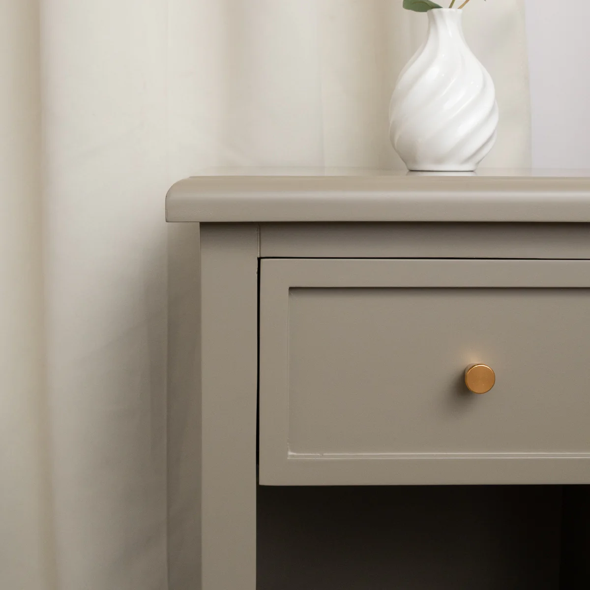 One Drawer Scalloped Bedside Table - Staunton Taupe Range - Image 3