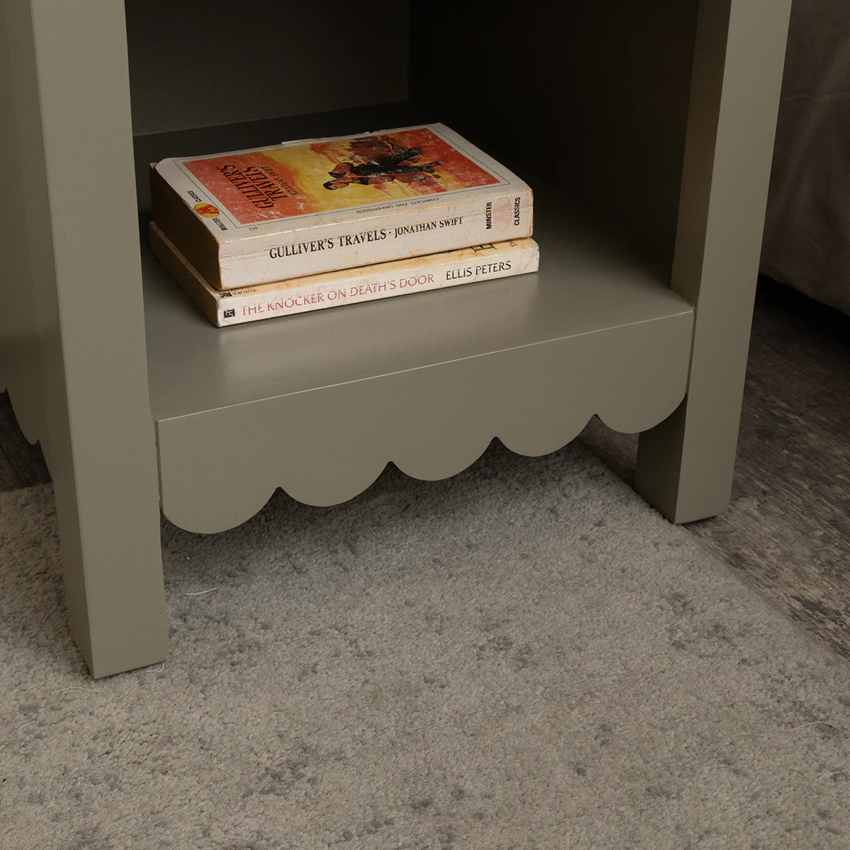 One Drawer Scalloped Bedside Table - Staunton Taupe Range - Image 5