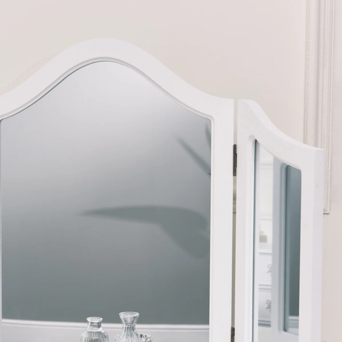 Antique White Dressing Table Desk with Triple Mirror - Pays Blanc Range - Image 4
