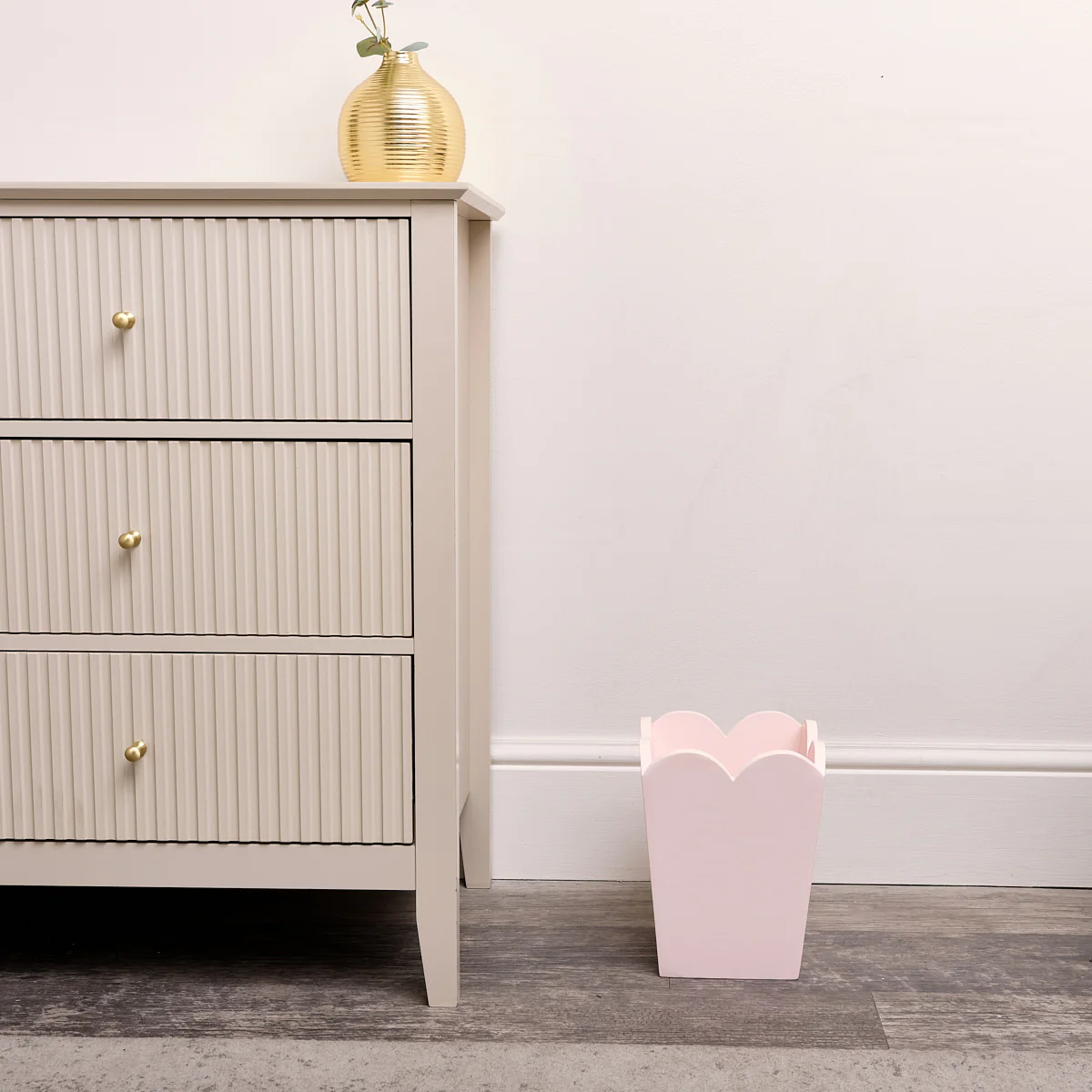 Pink Wooden Scalloped Edge Waste Paper Bin - Image 3