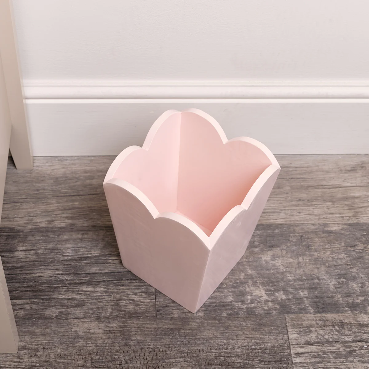 Pink Wooden Scalloped Edge Waste Paper Bin - Image 4