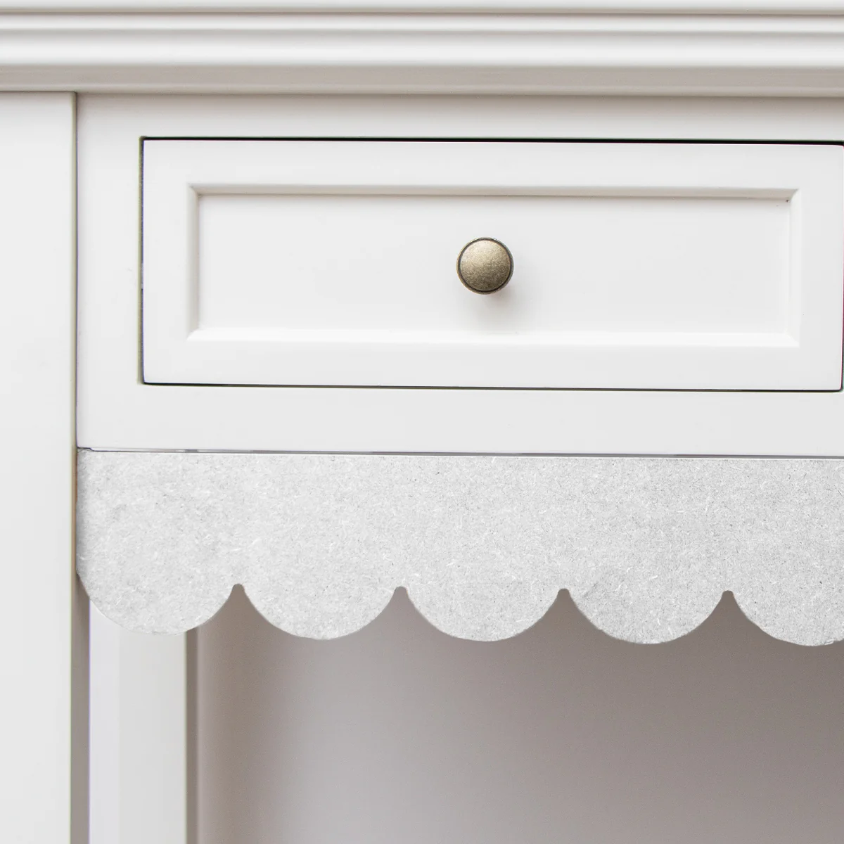 Set of 2 Large Scallop Decorative Wall Trims - 108cm - Image 3