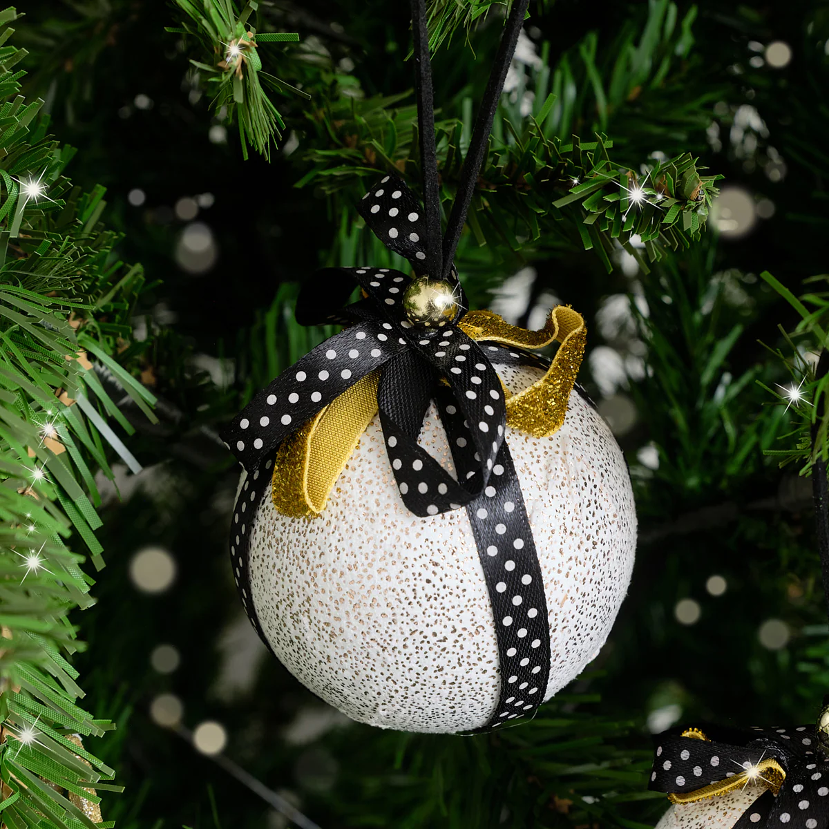 Set of 3 Round White & Black Gold Ribbon Baubles - Image 3