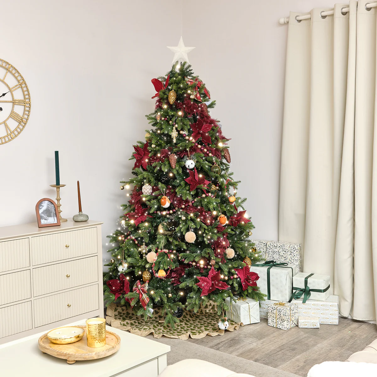 Set of 8 Gold Hanging Bell Christmas Decorations - 4cm - Image 4