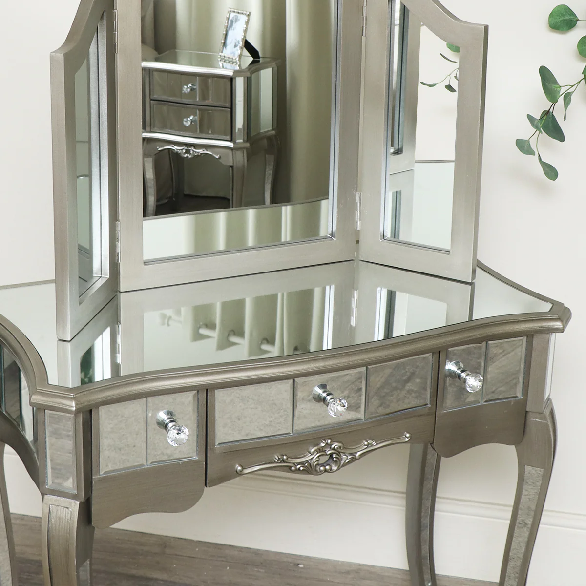 Ornate Mirrored 3 Drawer Dressing Table, Stool and Mirror Bedroom Furniture Set - Tiffany Range - Image 4