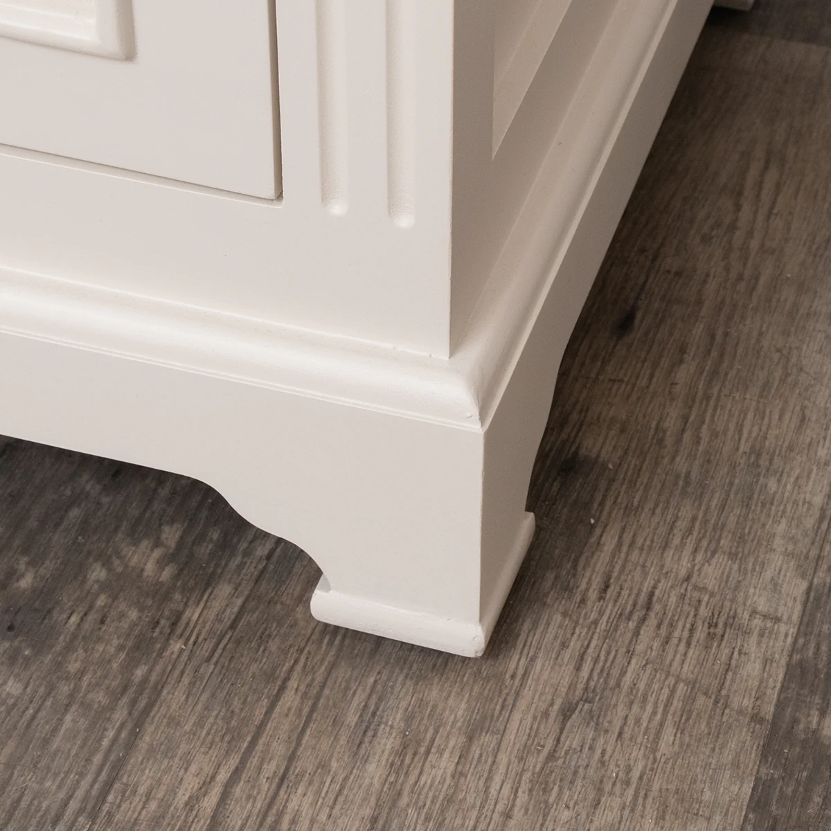 Two Door Small Sideboard/Shoe Cabinet with Two Shelves - Daventry Ivory Range - Image 4