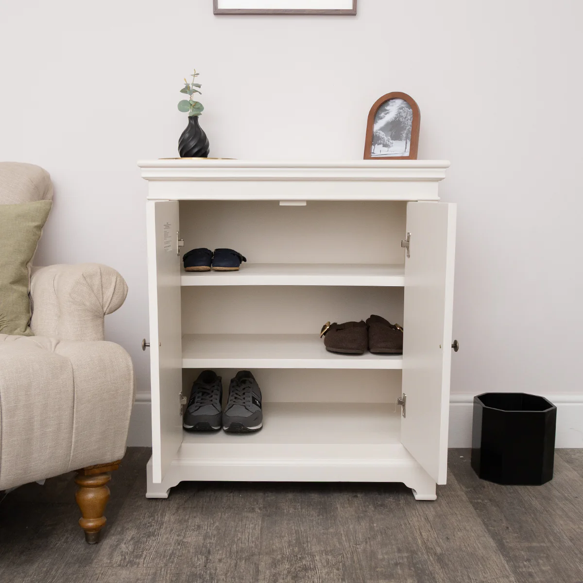 Two Door Small Sideboard/Shoe Cabinet with Two Shelves - Daventry Ivory Range - Image 5