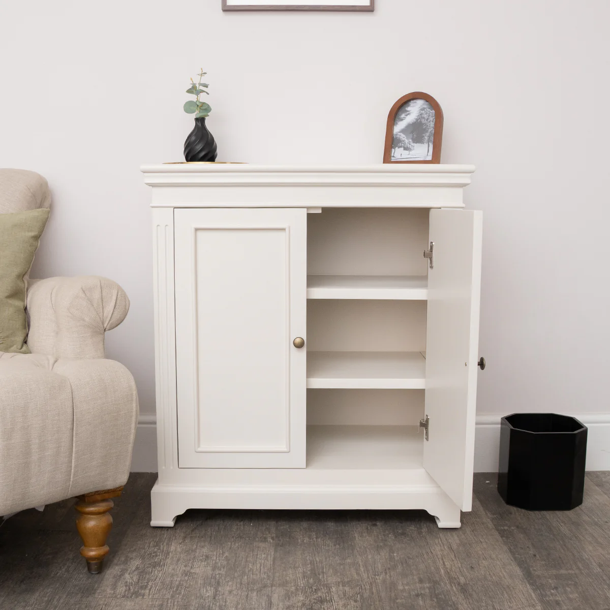 Two Door Small Sideboard/Shoe Cabinet with Two Shelves - Daventry Ivory Range - Image 6