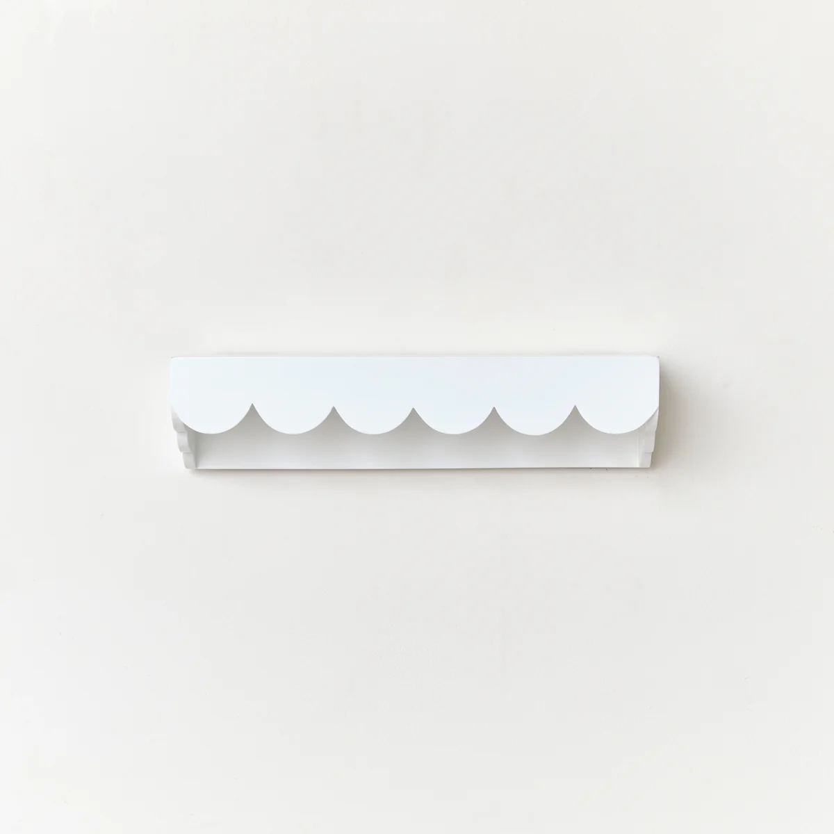 White Scalloped Wall Storage Shelf - 40cm - Image 3