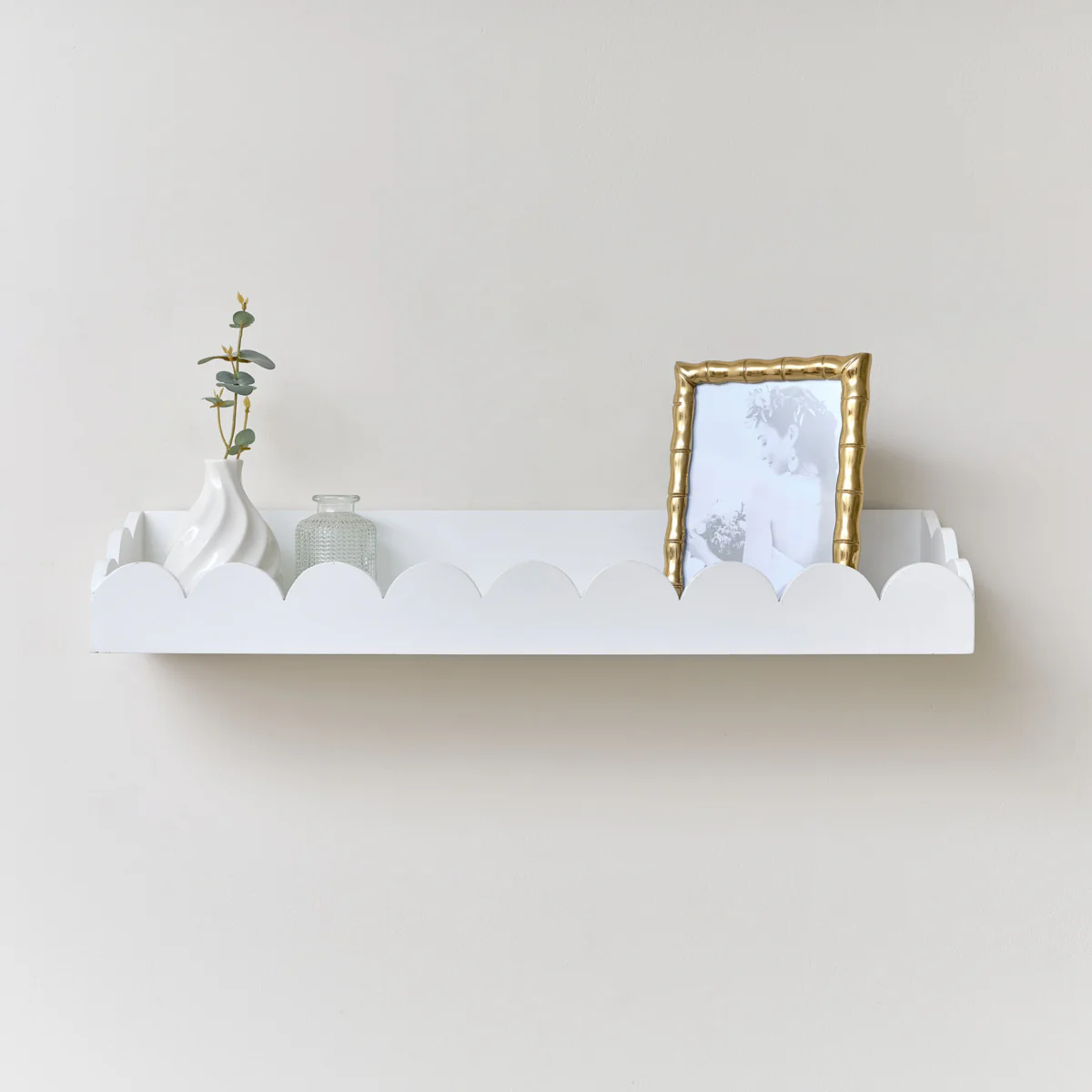 Large White Scalloped Wall Storage Shelf - 61cm - Image 4