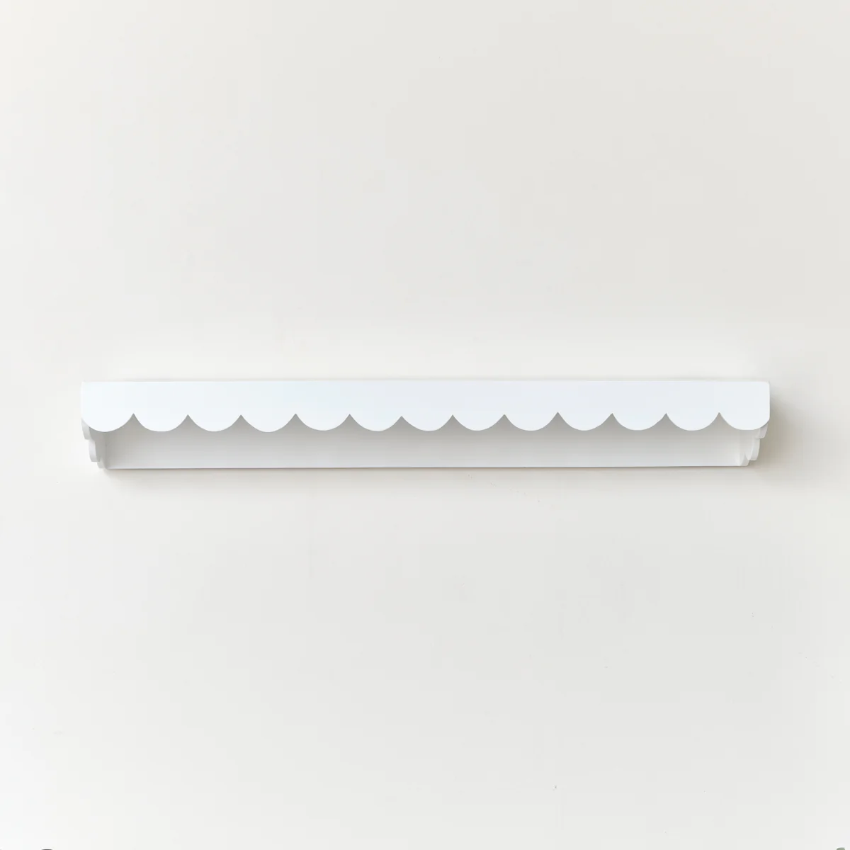 Extra Large White Scalloped Wall Storage Shelf - 90cm - Image 3