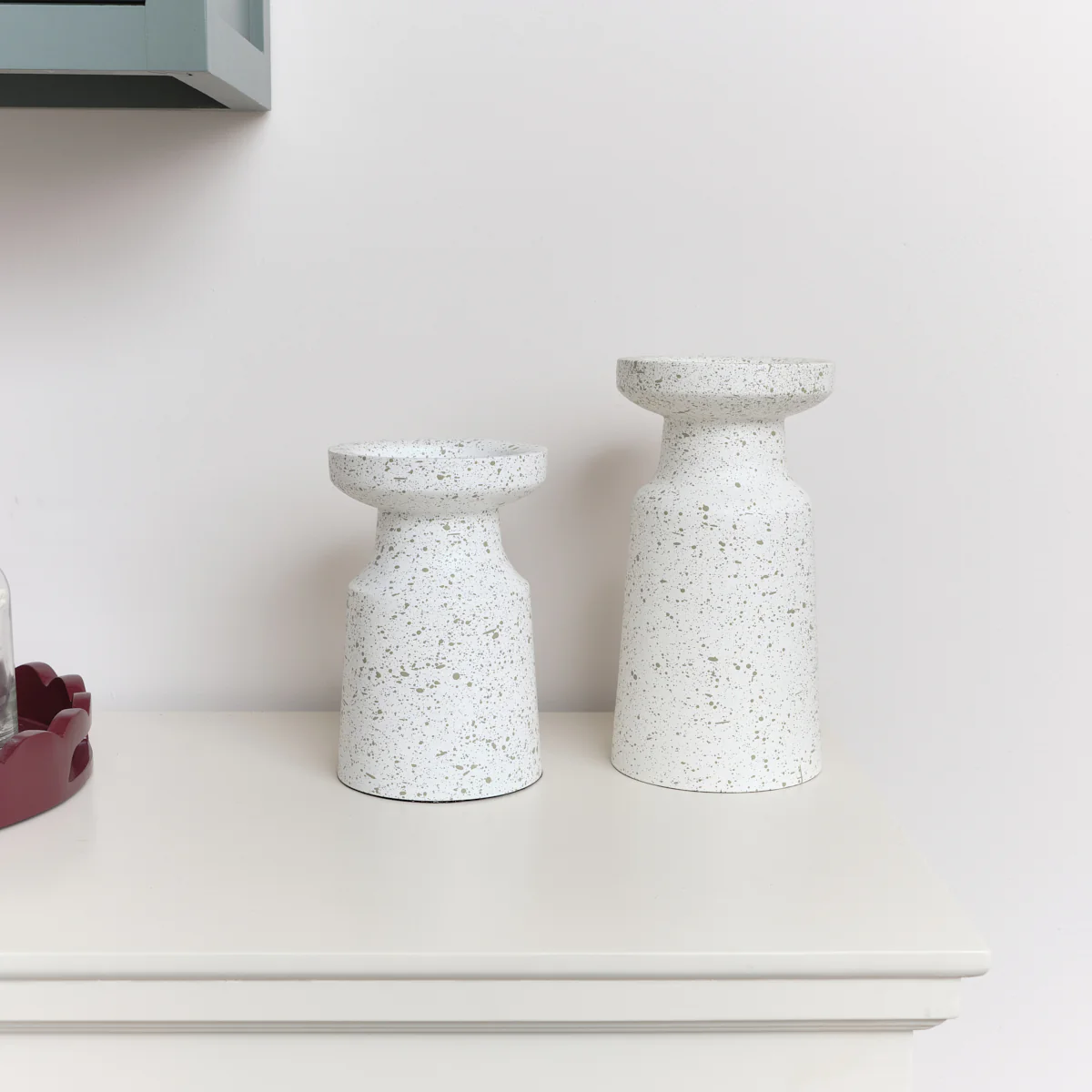 White Speckled Metal Round Pillar Candle Holder - 18cm - Image 4